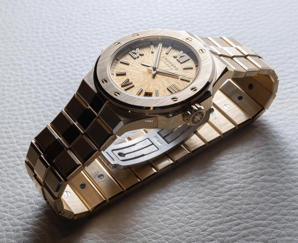 Chopard,Alpine Eagle 41mm,41mm,Yellow Gold,Gold,Automatic,Day,Sapphire,295363,295363-0001