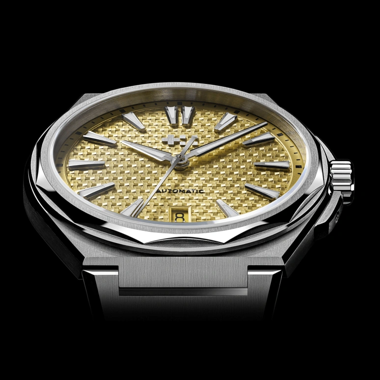 Christopher Ward,The Twelve 38mm,38mm,Stainless Steel,Yellow,Automatic,Day,38hours,C12,C12-38ADA1-S00A1-RK