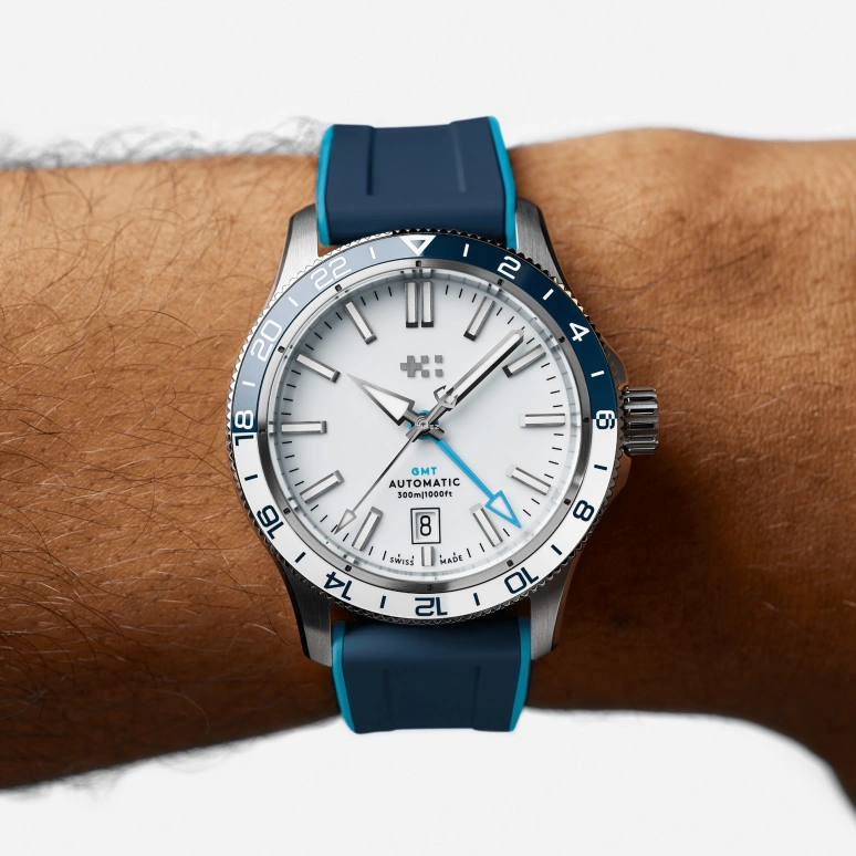 Christopher Ward,C60 40mm,40mm,Stainless Steel,White,Automatic,Day,Dule Time,GMT,C60,C60-40AGM31S0BW0-RBB