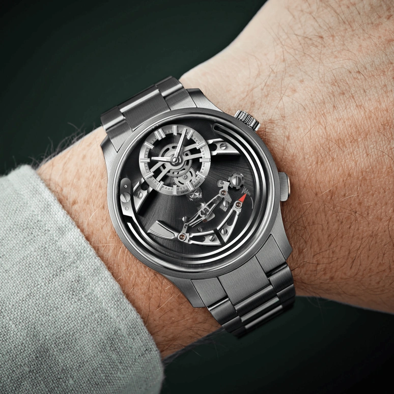 Christopher Ward,C1 41mm,41mm,Titanium,Black,Automatic,Hour Strike,Function Selector,C01,C01-41APT0-T00K0-B0