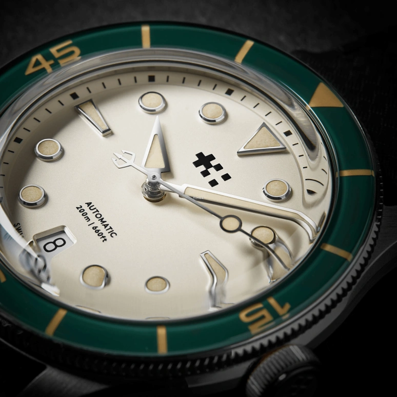 Christopher Ward,C65 41mm,41mm,Stainless Steel,Cream,Automatic,Day,38hours,C65,C65-41ADA2-S0VE0-VC