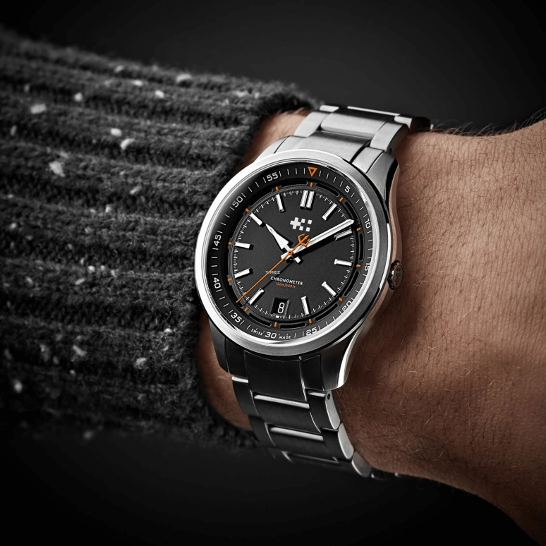 Christopher Ward,C63 40mm,40mm,Titanium,Black,Automatic,Day,38hours,C63,C63-40ADA3-T00K1-B0