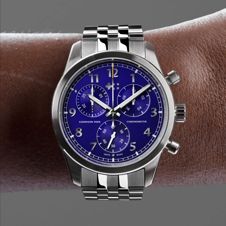 Christopher Ward,C63 39mm,39mm,Stainless Steel,Blue,Quartz,Chronograph,27740hours,C63,C63-39QCC3-S00B0-B1