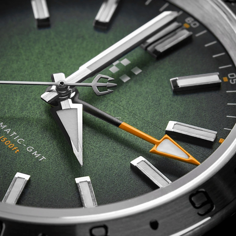 Christopher Ward,C63 39mm,39mm,Stainless Steel,Green,Automatic,Day,Dule Time,C63,C63-39AGM3-S00V2-VK