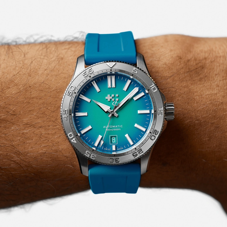 Christopher Ward,C60 40mm,40mm,Stainless Steel,Blue,Automatic,Day,38hours,C60,C60-40ADA31S00B1-RB