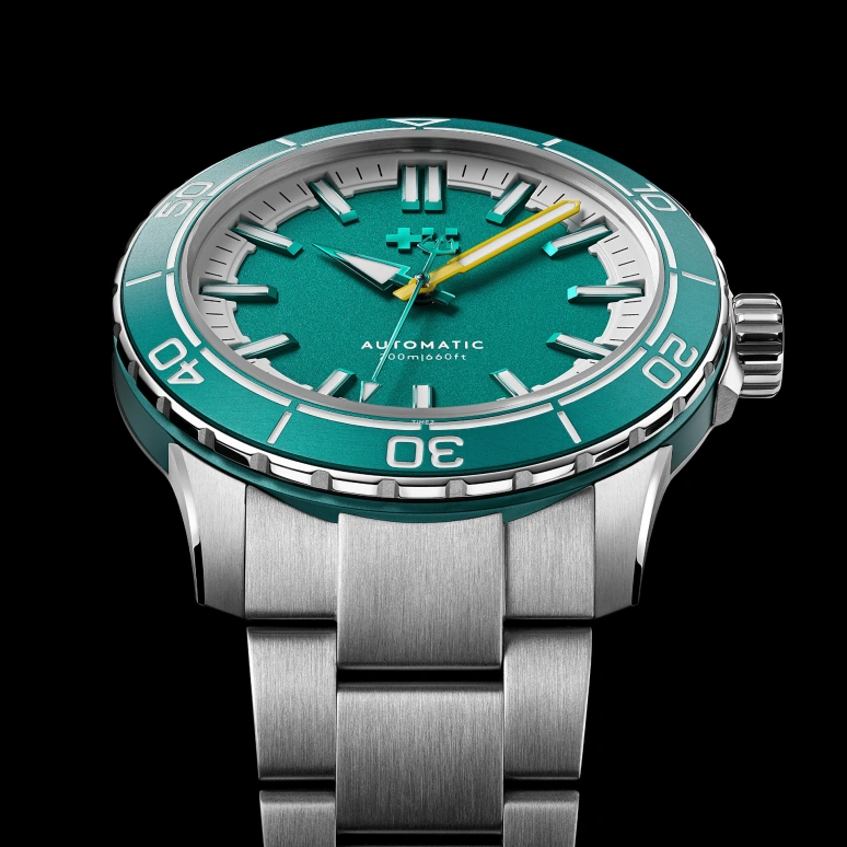 Christopher Ward,C60 41mm,41mm,Stainless Steel,Aluminium,Green,Automatic,38hours,Sapphire,Crystal Glass,C60,C60-41A3H31S0VV0-B0