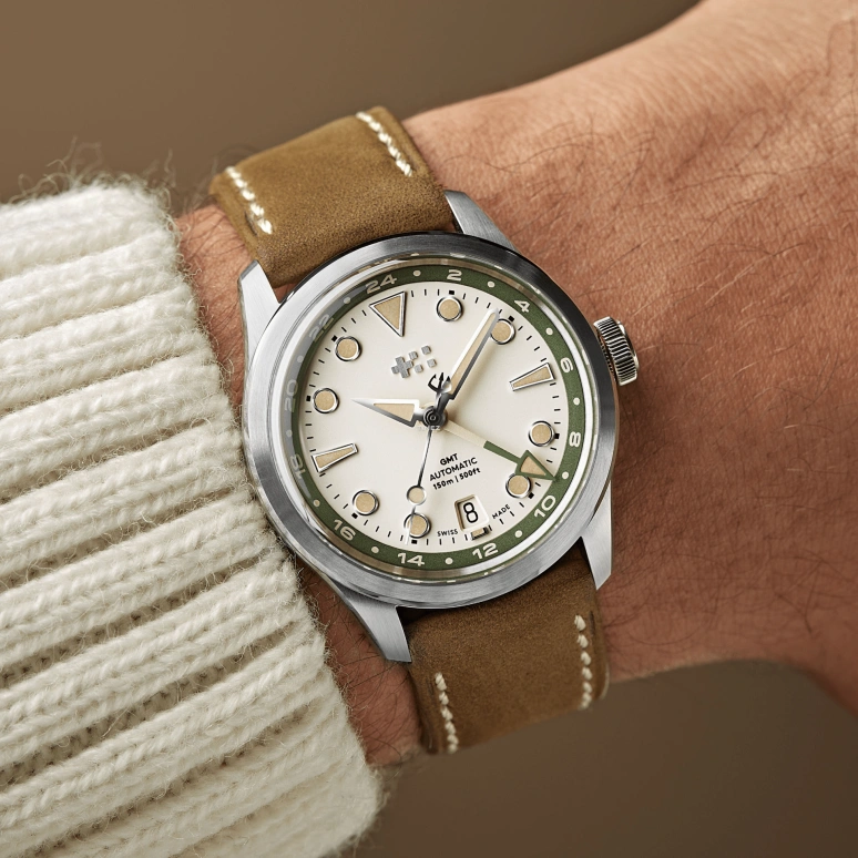 Christopher Ward,C65 38mm,38mm,Stainless Steel,Sand,Automatic,Day,Dule Time,GMT,C65,C65-38AGM3-S00E0-VC