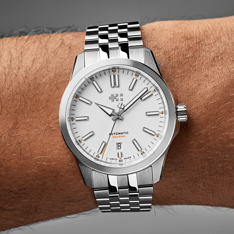 Christopher Ward,C63 39mm,39mm,Stainless Steel,White,Automatic,Day,38hours,C63,C63-39ADA3-S00W2-B1