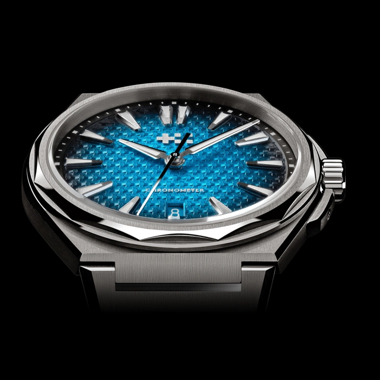 Christopher Ward,The Twelve 40mm,40mm,Titanium,Blue,Automatic,Day,38hours,C12,C12-40ADC1-T00B0-RK