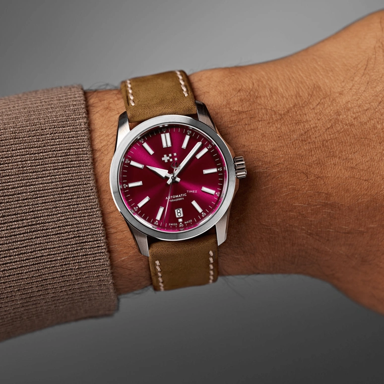 Christopher Ward,C63 36mm,36mm,Stainless Steel,Red,Automatic,Day,38hours,C63,C63-36ADA3-S00R3-VC