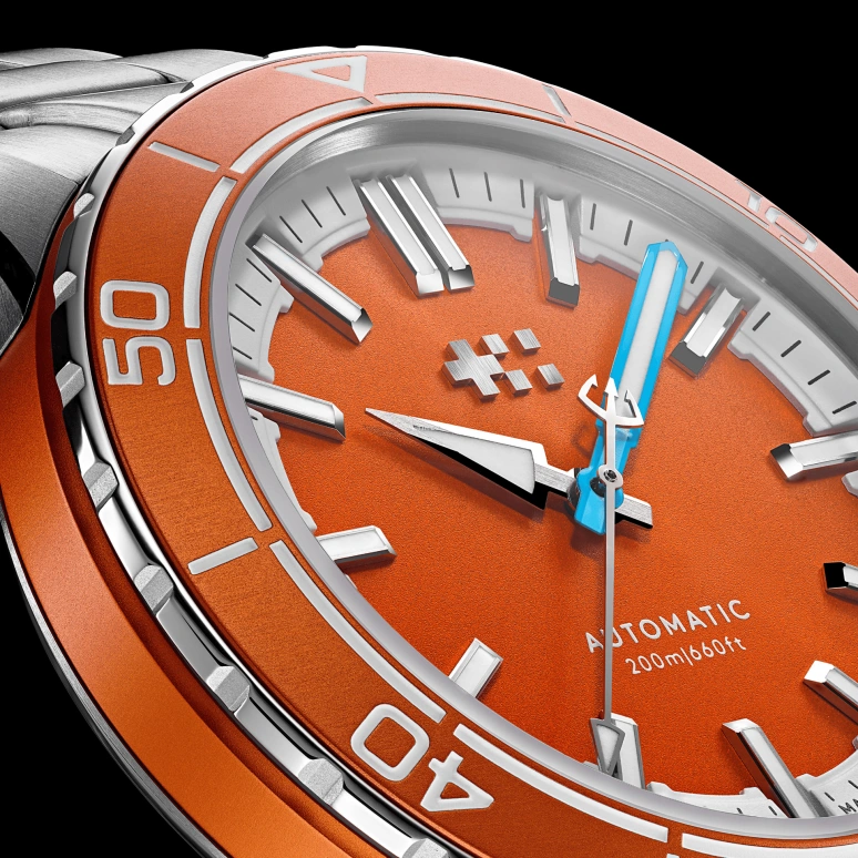 Christopher Ward,C60 41mm,41mm,Stainless Steel,Aluminium,Orange,Automatic,38hours,Sapphire,Crystal Glass,C60,C60-41A3H31S0OO0-B0