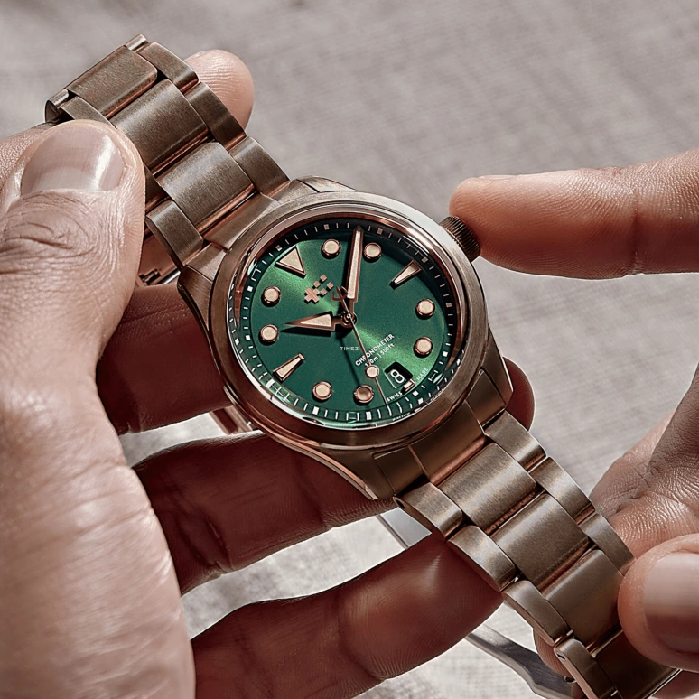 Christopher Ward,C65 38mm,38mm,Bronze,Green,Automatic,Day,38hours,C65,C65-38ADC3-BP0V0-VT