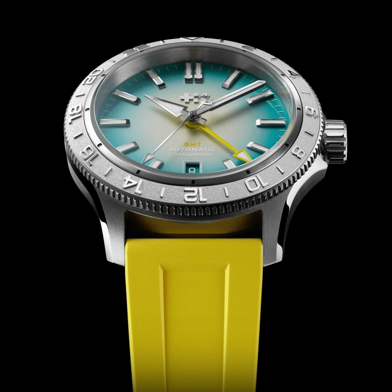 Christopher Ward,C60 40mm,40mm,Stainless Steel,Cyan,Gradient,Automatic,Day,Dule Time,GMT,C60,C60-40AGM31S00V0-B0