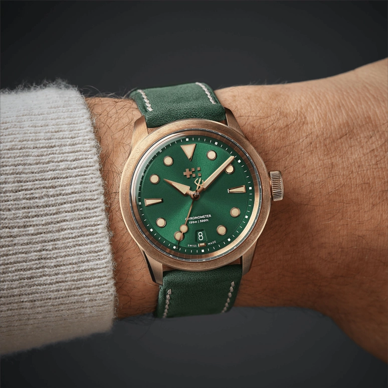Christopher Ward,C65 38mm,38mm,Bronze,Green,Automatic,Day,38hours,C65,C65-38ADC3-B00V0-VV