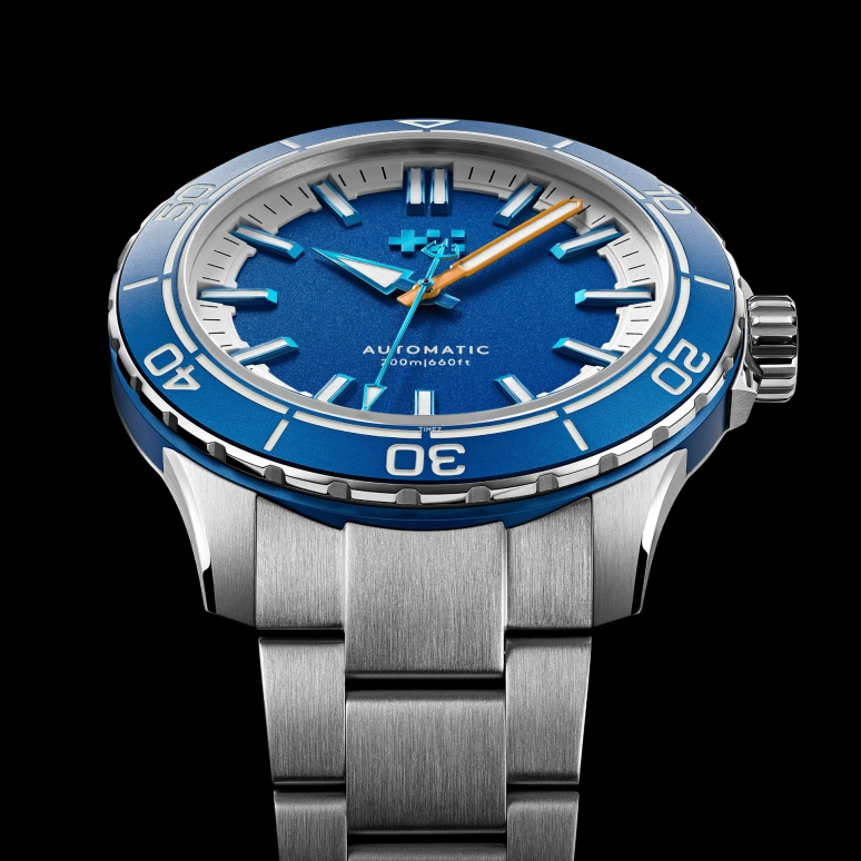 Christopher Ward,C60 44mm,44mm,Stainless Steel,Aluminium,Blue,Automatic,38hours,Sapphire,Crystal Glass,C60,C60-44A3H31S0BB0-B0