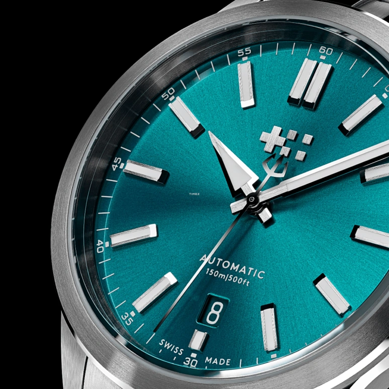 Christopher Ward,C63 39mm,39mm,Stainless Steel,Cyan,Automatic,Day,38hours,C63,C63-39ADA3-S00B4-B0