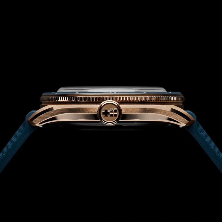 Christopher Ward,C65 41mm,41mm,Bronze,Blue,Automatic,Day,38hours,C65,C65-41ADC2-B0BB0-RB