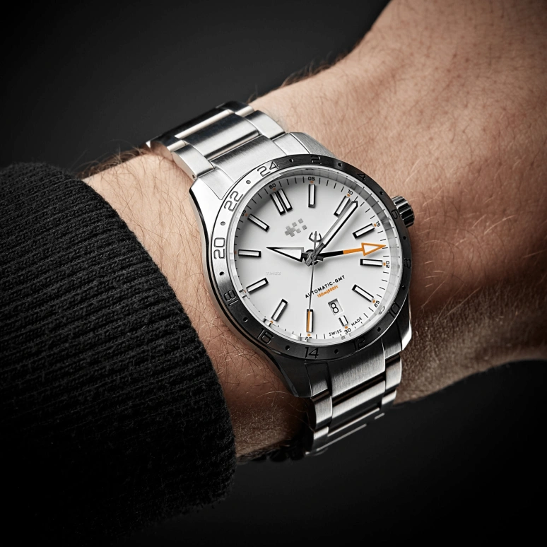 Christopher Ward,C63 39mm,39mm,Stainless Steel,White,Automatic,Day,Dule Time,C63,C63-39AGM3-S00W2-B0