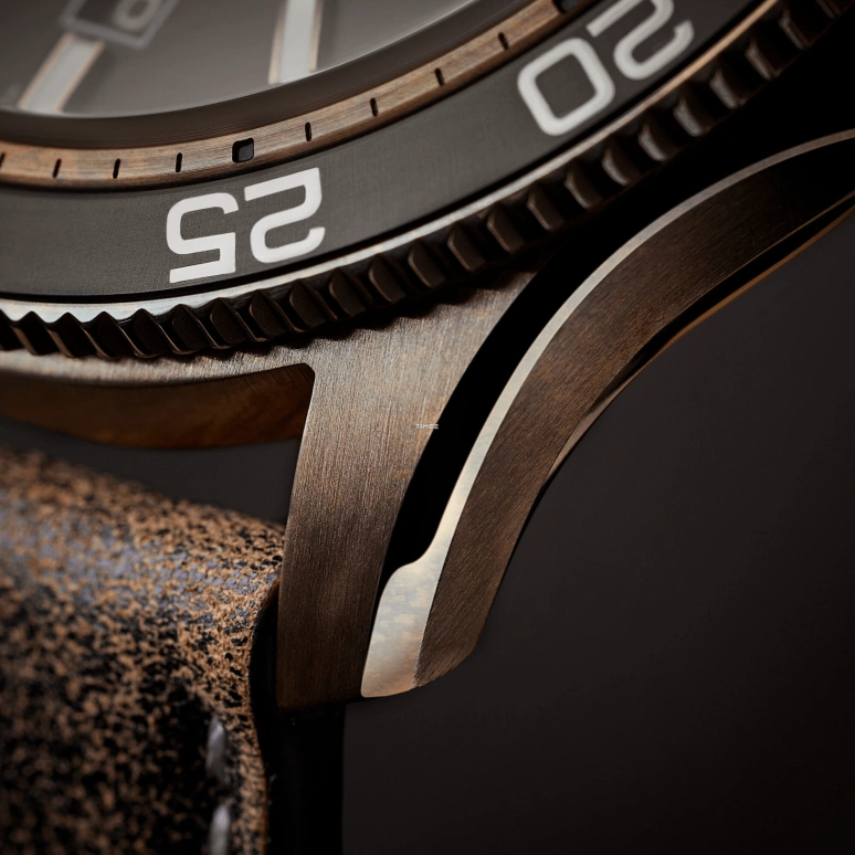 Christopher Ward,C60 42mm,42mm,Bronze,Brown,Automatic,Day,38hours,C60,C60-42ADC31BPKK0-VT1