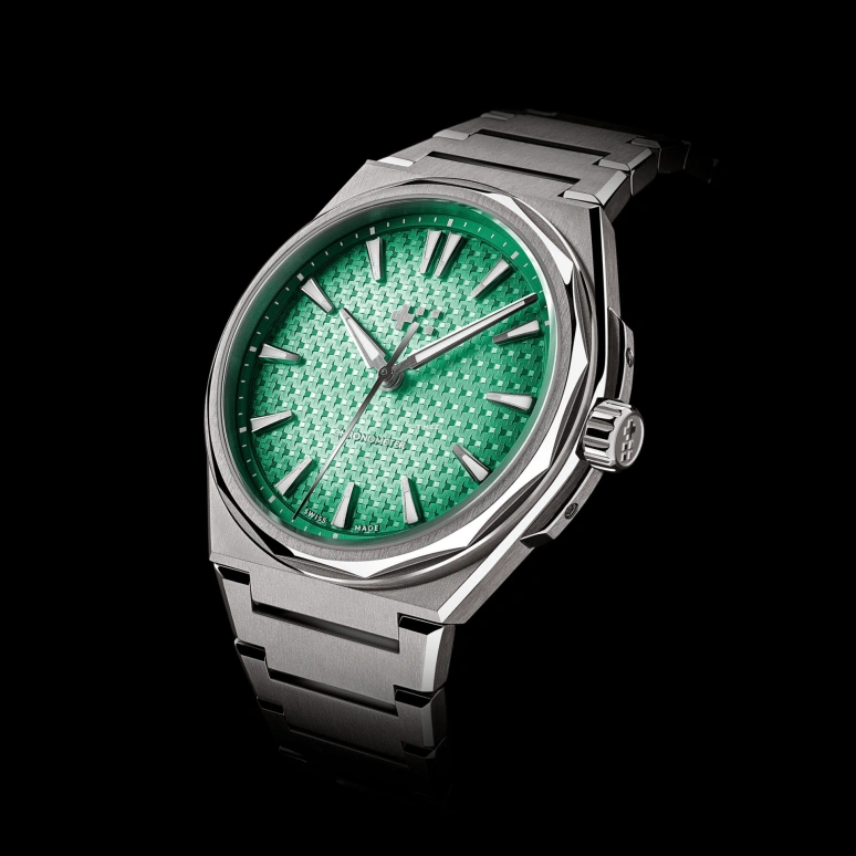 Christopher Ward,The Twelve 36mm,36mm,Titanium,Green,Automatic,38hours,Sapphire,Crystal Glass,C12,C12-36AHC1-T00V0-RK