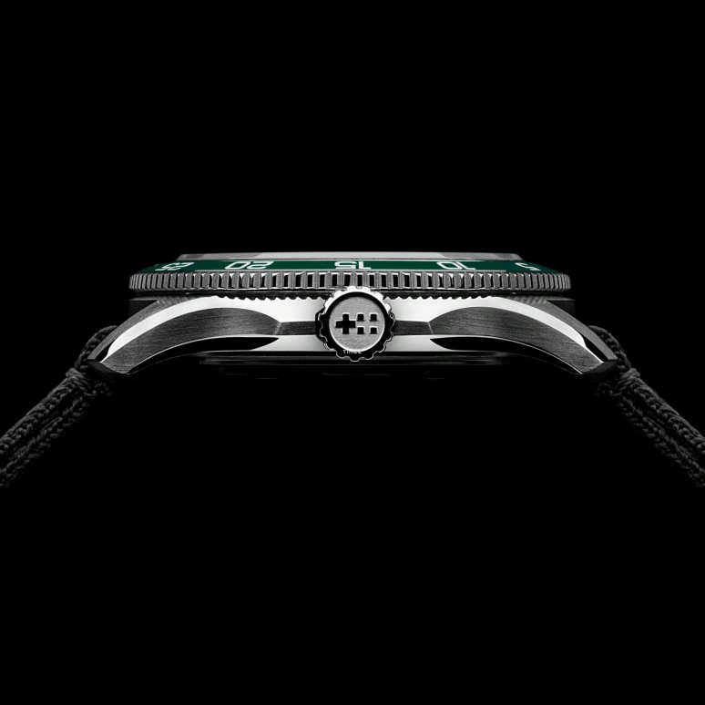 Christopher Ward,C60 42mm,42mm,Stainless Steel,Green,Automatic,Day,38hours,C60,C60-42ADA31S0VV1-HKO