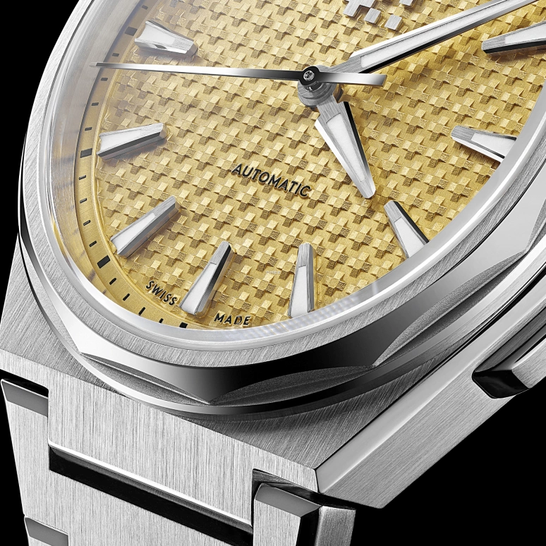 Christopher Ward,The Twelve 36mm,36mm,Stainless Steel,Yellow,Automatic,38hours,Sapphire,Crystal Glass,C12,C12-36A3H1-S00A0-B0