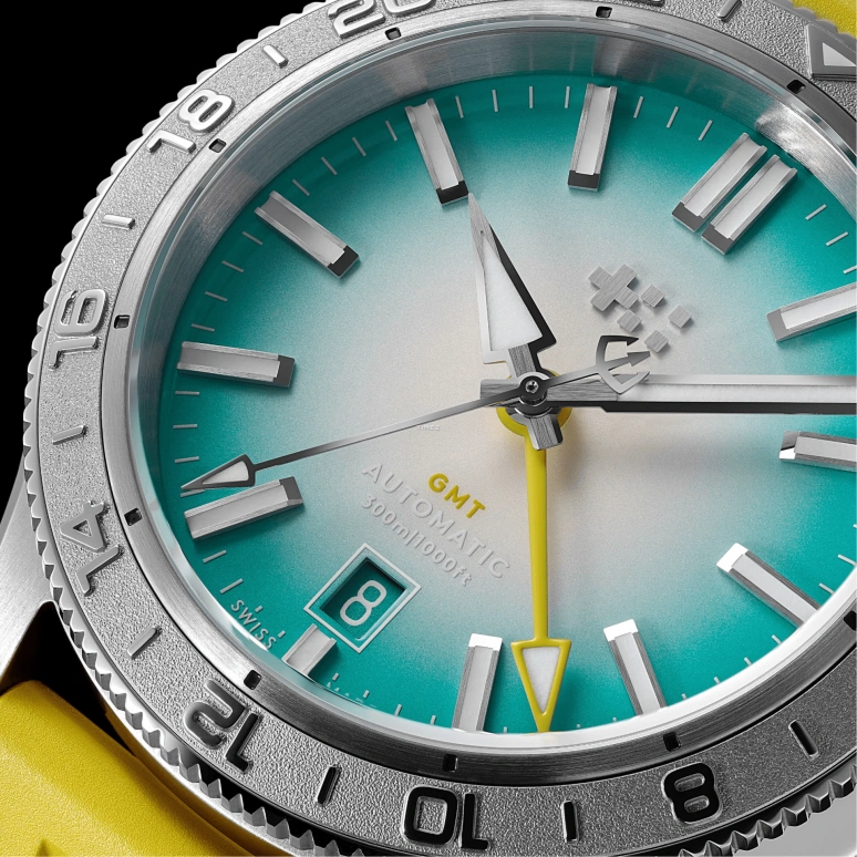 Christopher Ward,C60 40mm,40mm,Stainless Steel,Cyan,Gradient,Automatic,Day,Dule Time,GMT,C60,C60-40AGM31S00V0-B0