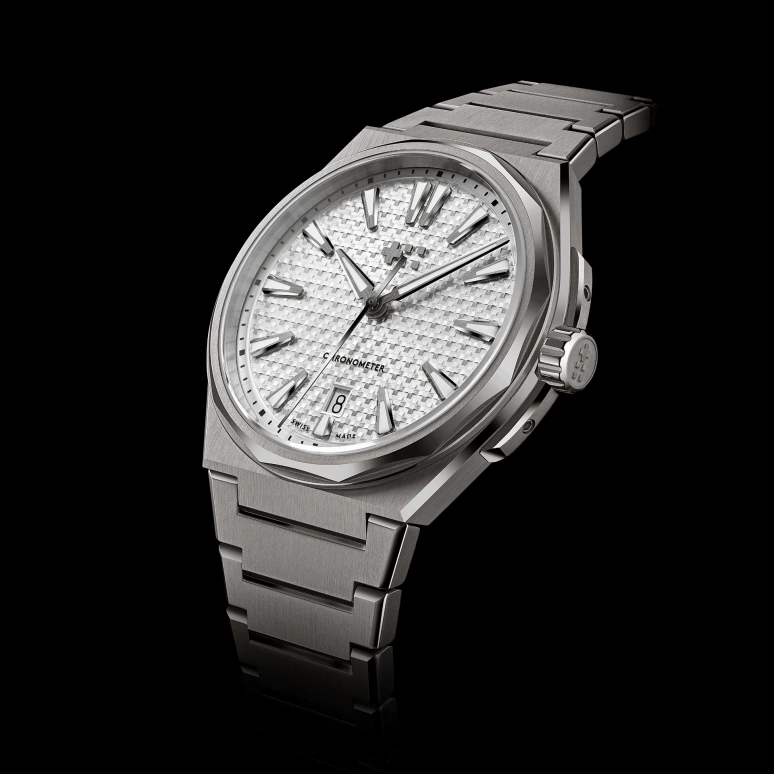 Christopher Ward,The Twelve 40mm,40mm,Titanium,White,Automatic,Day,56hours,C12,C12-40ADC2-T00W0-B0