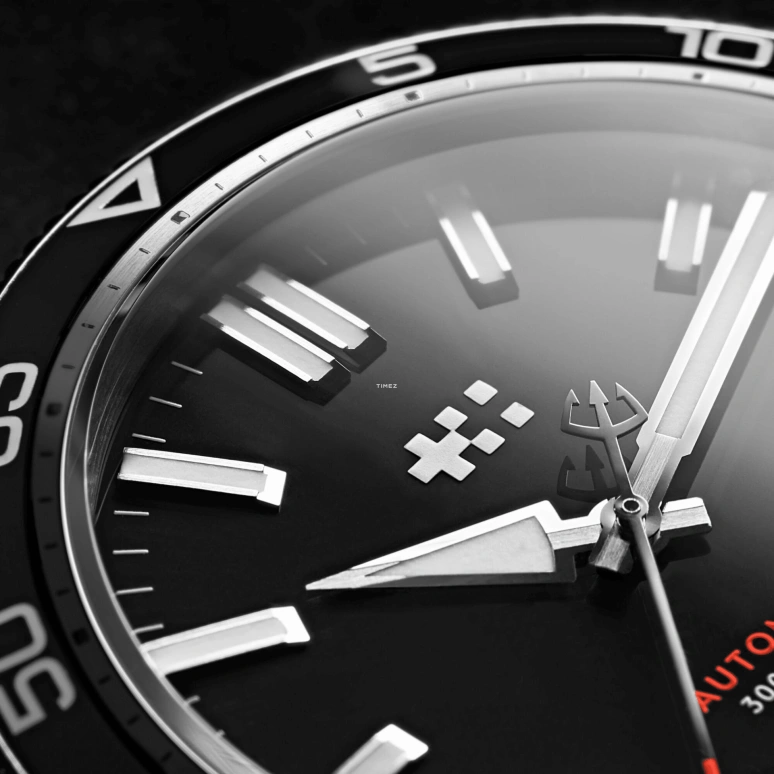 Christopher Ward,C60 38mm,38mm,Stainless Steel,Black,Automatic,Day,38hours,C60,C60-38ADA31S0KK0-B0