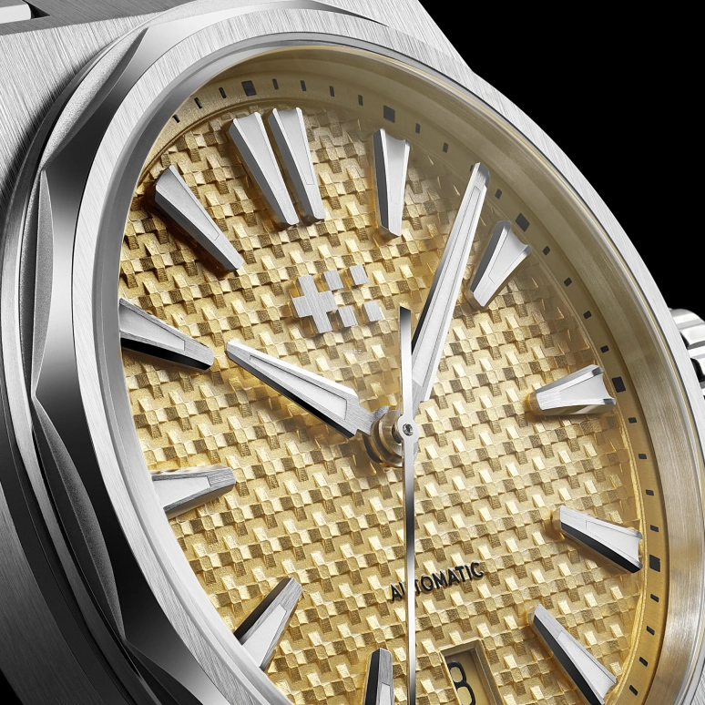 Christopher Ward,The Twelve 40mm,40mm,Stainless Steel,Yellow,Automatic,Day,38hours,C12,C12-40ADA1-S00A0-B0