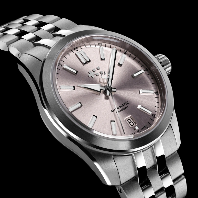 Christopher Ward,C63 36mm,36mm,Stainless Steel,Pink Red,Automatic,Day,38hours,C63,C63-36ADA3-S00F0-B0