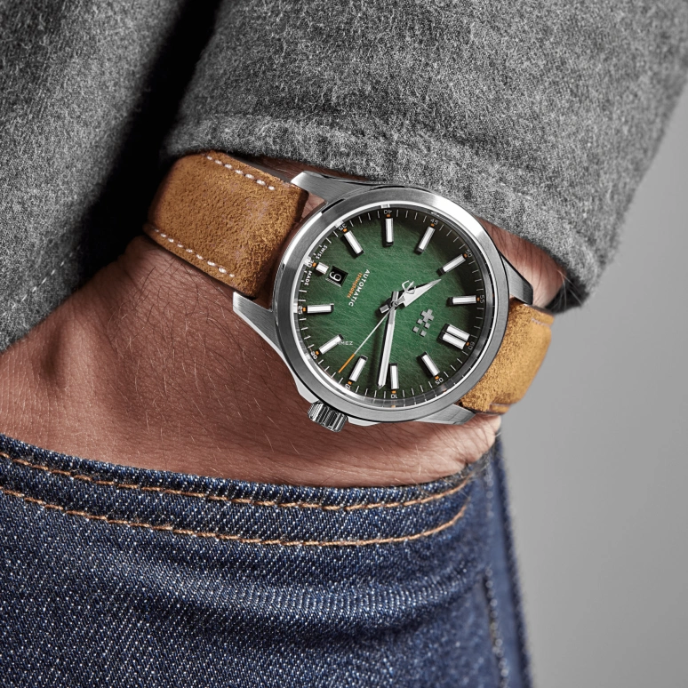 Christopher Ward,C63 39mm,39mm,Stainless Steel,Green,Automatic,Day,38hours,C63,C63-39ADA3-S00V2-VC
