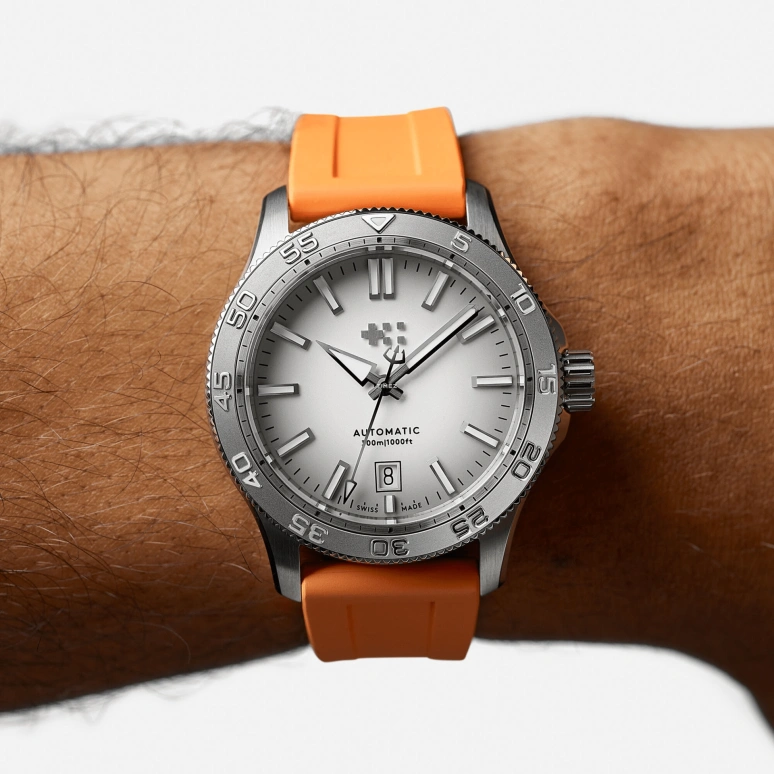Christopher Ward,C60 40mm,40mm,Stainless Steel,Silver White,Automatic,Day,38hours,C60,C60-40ADA31S00W1-RO