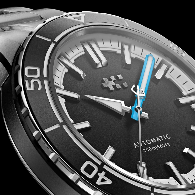 Christopher Ward,C60 41mm,41mm,Stainless Steel,Aluminium,Black,Automatic,38hours,Sapphire,Crystal Glass,C60,C60-41A3H31S0KK0-B0