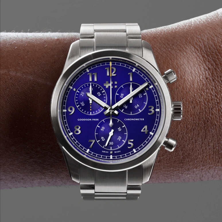 Christopher Ward,C63 39mm,39mm,Stainless Steel,Blue,Quartz,Chronograph,27740hours,C63,C63-39QCC3-S00B0-B0