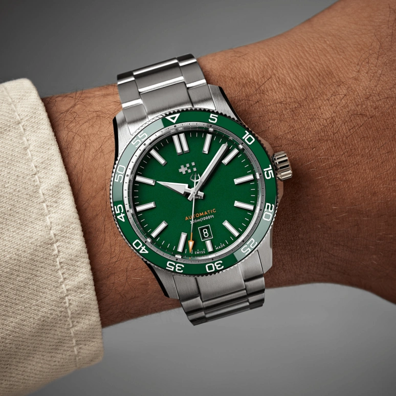 Christopher Ward,C60 42mm,42mm,Stainless Steel,Green,Automatic,Day,38hours,C60,C60-42ADA31S0VV1-B0