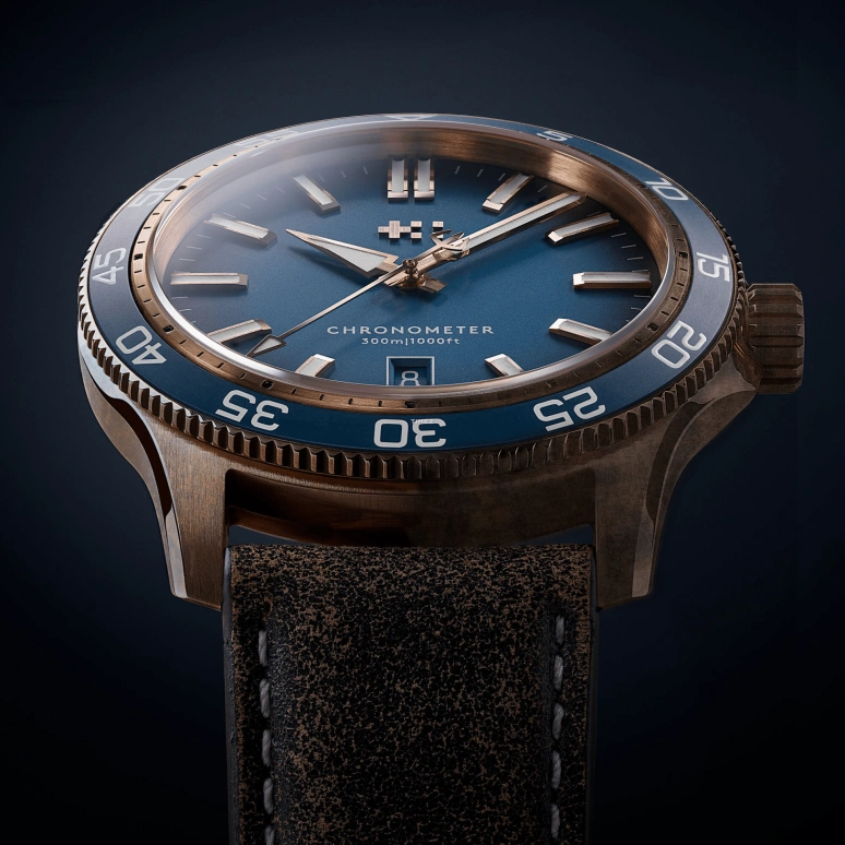 Christopher Ward,C60 42mm,42mm,Bronze,Blue,Automatic,Day,38hours,C60,C60-42ADC31BPBB0-VT
