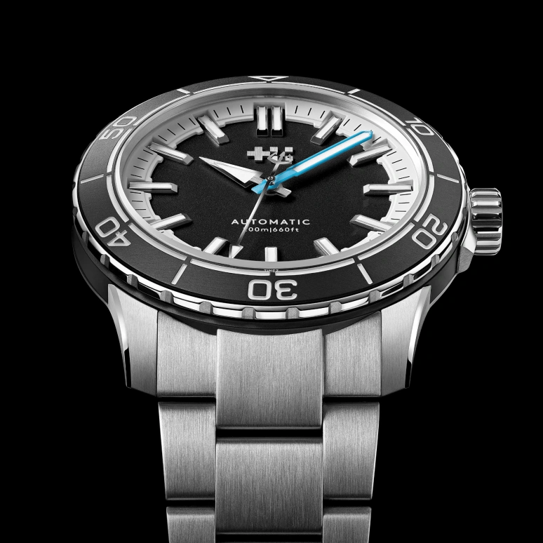 Christopher Ward,C60 41mm,41mm,Stainless Steel,Aluminium,Black,Automatic,38hours,Sapphire,Crystal Glass,C60,C60-41A3H31S0KK0-B0