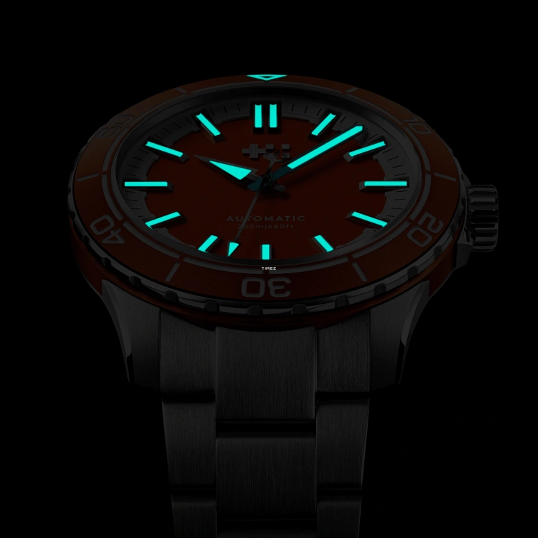 Christopher Ward,C60 44mm,44mm,Stainless Steel,Aluminium,Orange,Automatic,38hours,Sapphire,Crystal Glass,C60,C60-44A3H31S0OO0-B0