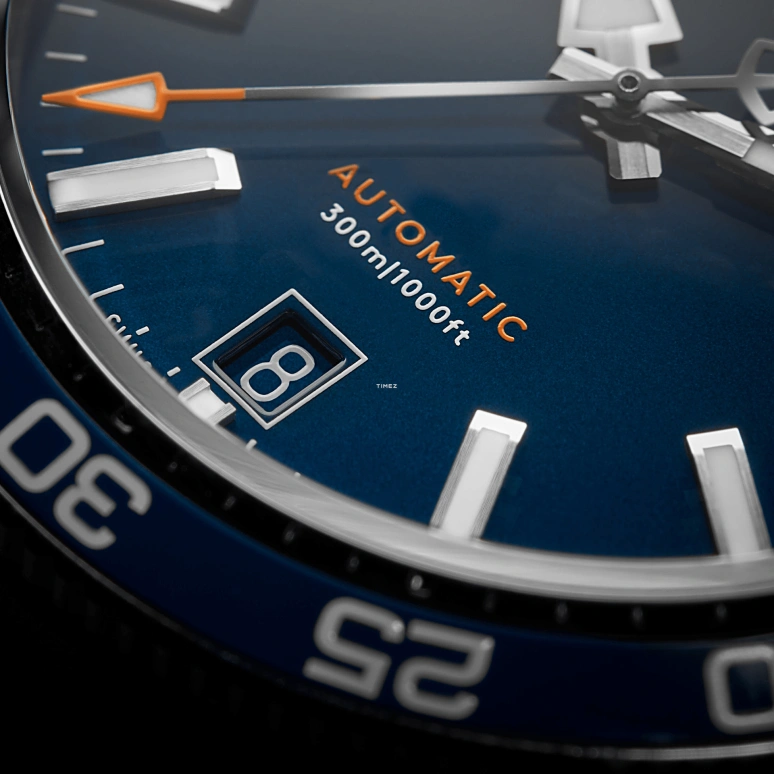 Christopher Ward,C60 38mm,38mm,Stainless Steel,Ceramic,Blue,Automatic,Day,38hours,C60,C60-38ADA31S0BB1-B0