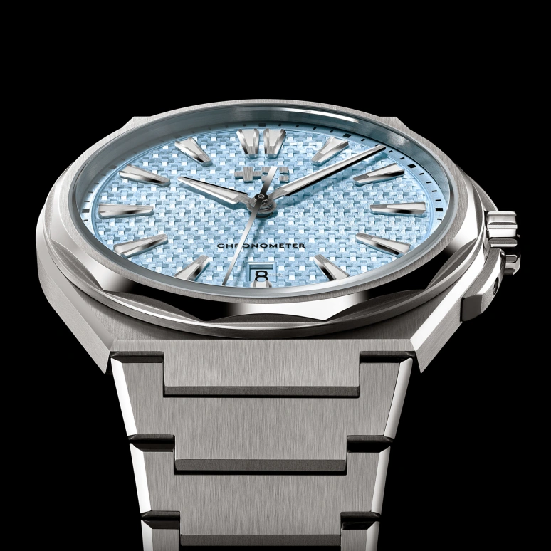 Christopher Ward,The Twelve 40mm,40mm,Titanium,Ice Blue,Automatic,Day,56hours,C12,C12-40ADC2-T00B1-B0