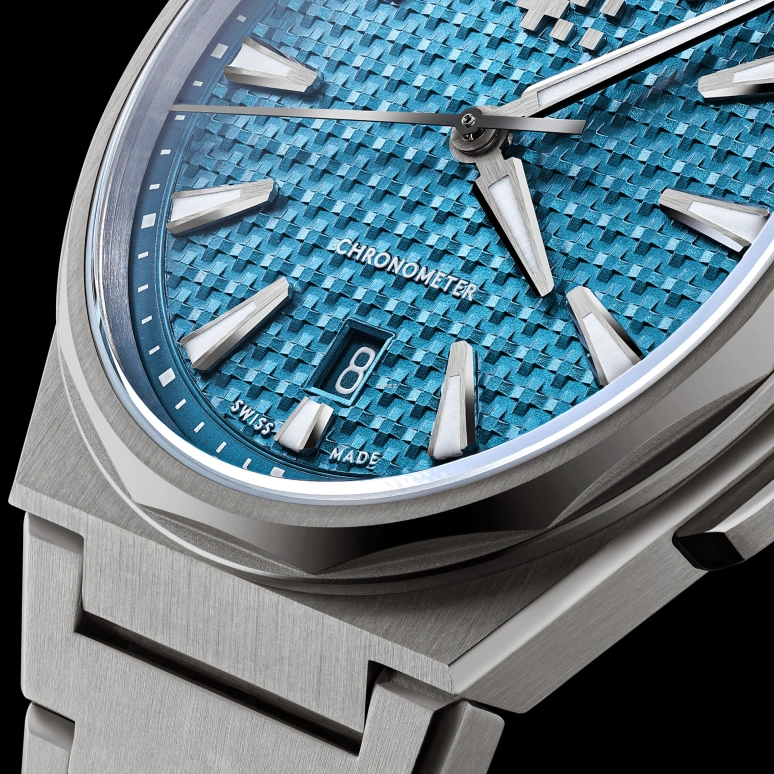 Christopher Ward,The Twelve 40mm,40mm,Titanium,Blue,Automatic,Day,56hours,C12,C12-40ADC2-T00B2-B0