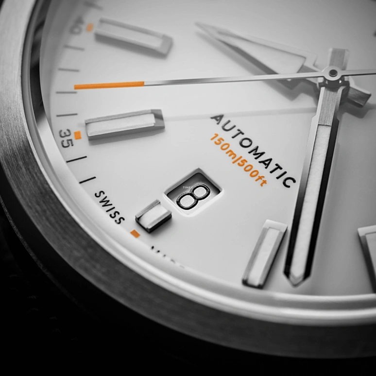 Christopher Ward,C63 39mm,39mm,Stainless Steel,White,Automatic,Day,38hours,C63,C63-39ADA3-S00W2-HKO