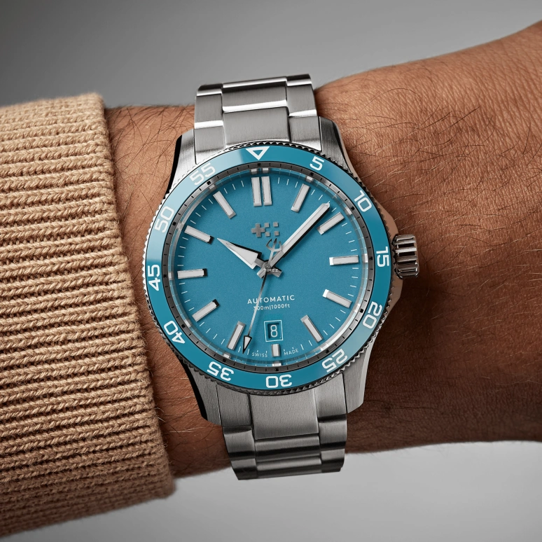 Christopher Ward,C60 40mm,40mm,Stainless Steel,Blue,Automatic,Day,38hours,C60,C60-40ADA31S0BB2-B0