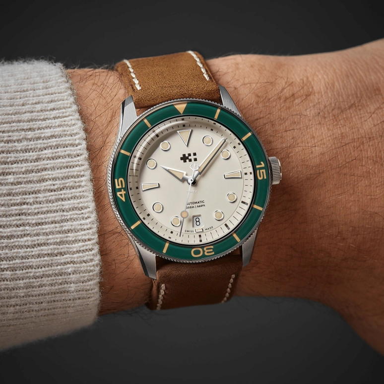 Christopher Ward,C65 41mm,41mm,Stainless Steel,Cream,Automatic,Day,38hours,C65,C65-41ADA2-S0VE0-VC