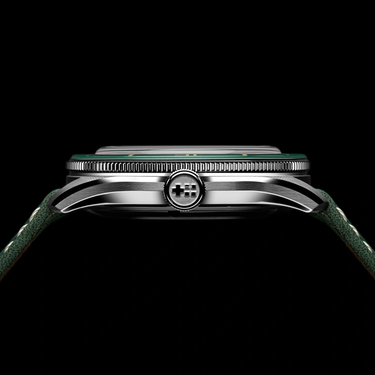 Christopher Ward,C65 41mm,41mm,Stainless Steel,Cream,Automatic,Day,38hours,C65,C65-41ADA2-S0VE0-VV