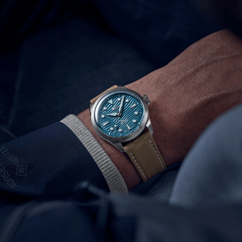 Christopher Ward,C65 38mm,38mm,Stainless Steel,Blue,Automatic,38hours,Sapphire,Crystal Glass,C65,C65-38A3H4-S00B0-VC