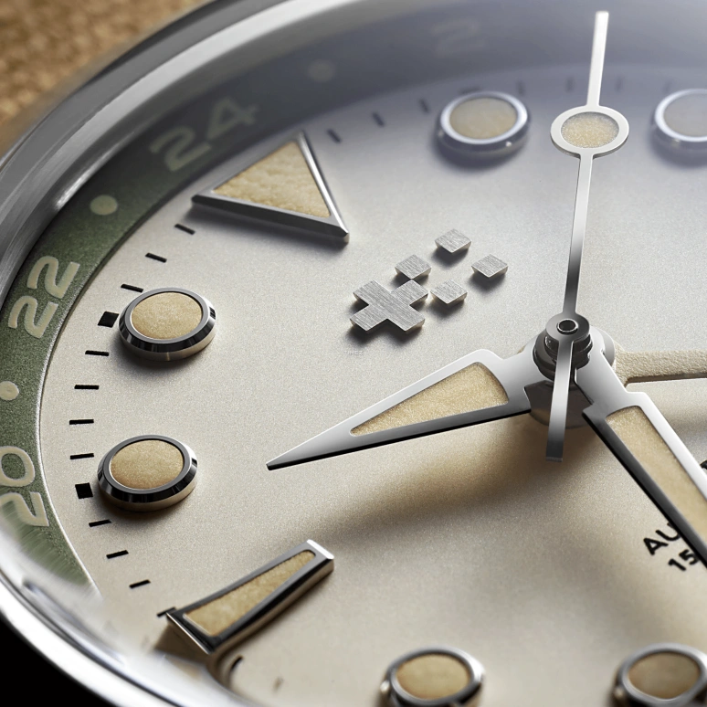 Christopher Ward,C65 38mm,38mm,Stainless Steel,White,Automatic,Day,Dule Time,C65,C65-38AGM3-S00E1-VC