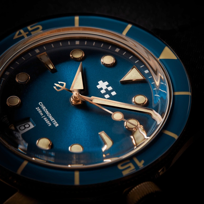 Christopher Ward,C65 41mm,41mm,Bronze,Blue,Automatic,Day,38hours,C65,C65-41ADC2-B0BB0-RB