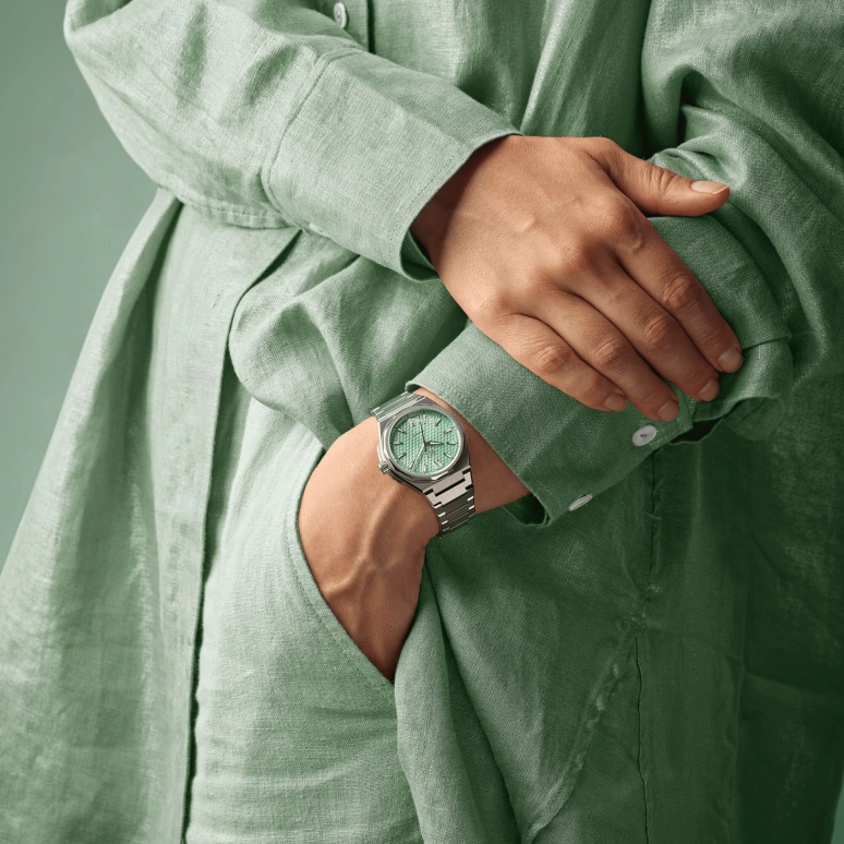 Christopher Ward,The Twelve 36mm,36mm,Stainless Steel,Green,Automatic,38hours,Sapphire,Crystal Glass,C12,C12-36A3H1-S00V0-RV